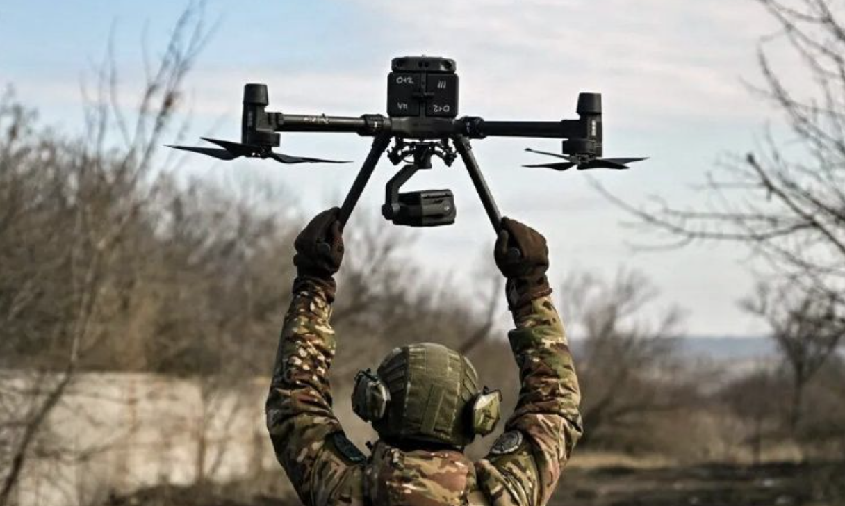 Lithium-Ion Batteries vs. Lithium-Ion Batteries for Long-Distance Flights